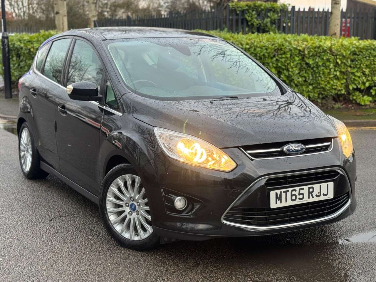 A 2015 FORD C-MAX 1.6 TDCi Titanium MPV 5dr Diesel Manual Euro 5 (115 ps) ULEZ+LOW MILES+SH+D A 2015 FORD C-MAX 1.6 TDCi Titanium MPV 5dr Diesel Manual Euro 5 (115 ps) ULEZ+LOW MILES+SH+D