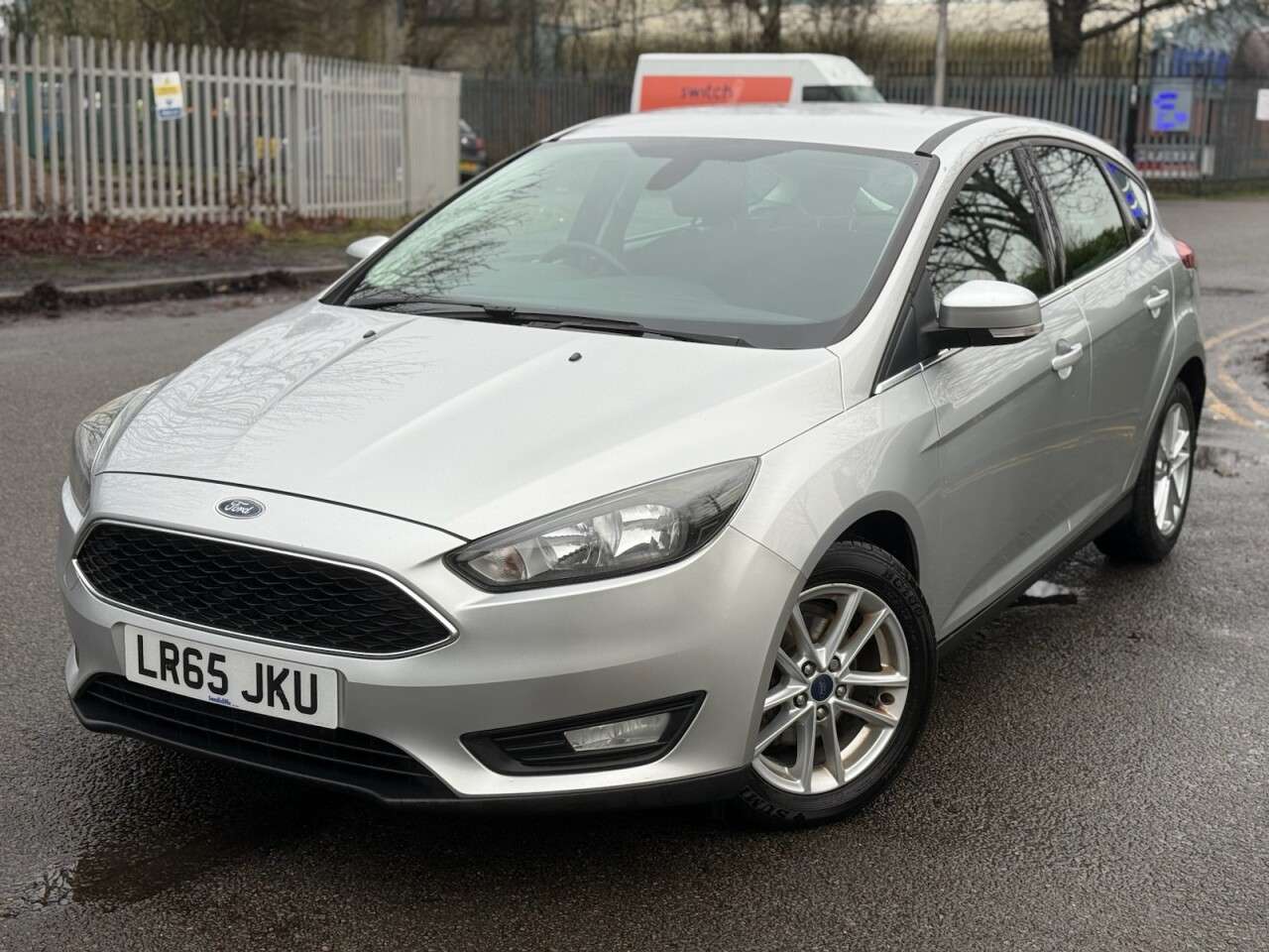 A 2015 FORD FOCUS 1.5 TDCi Zetec Hatchback 5dr Diesel Manual Euro 6 (s/s) (120 ps) A 2015 FORD FOCUS 1.5 TDCi Zetec Hatchback 5dr Diesel Manual Euro 6 (s/s) (120 ps)
