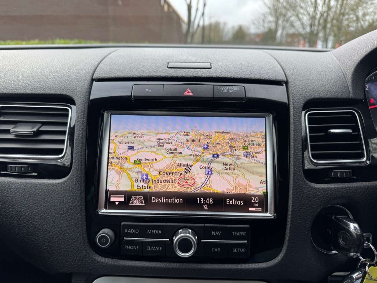 2011 VOLKSWAGEN TOUAREG 2011 VOLKSWAGEN TOUAREG