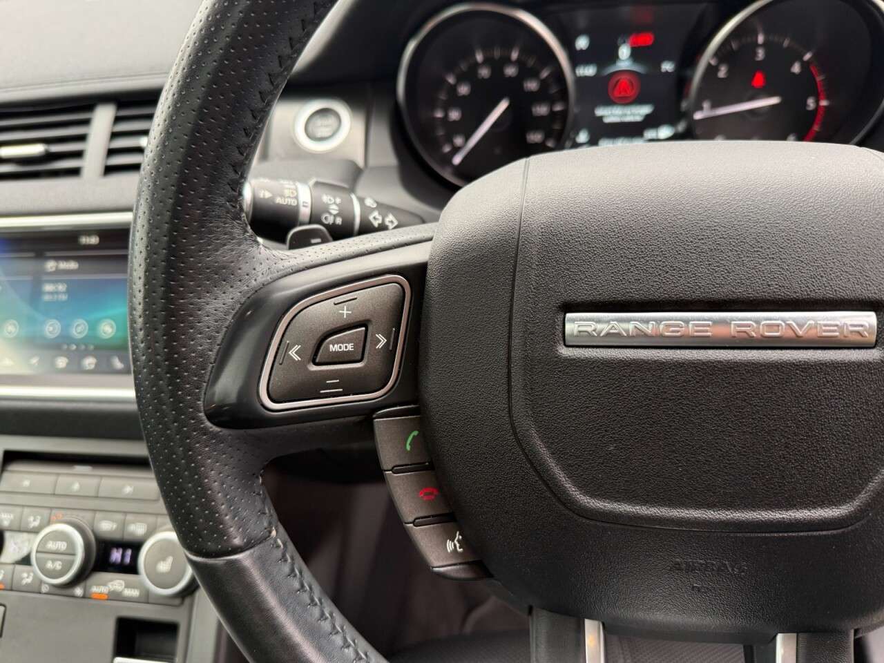 2018 LAND ROVER RANGE ROVER EVOQUE 2018 LAND ROVER RANGE ROVER EVOQUE