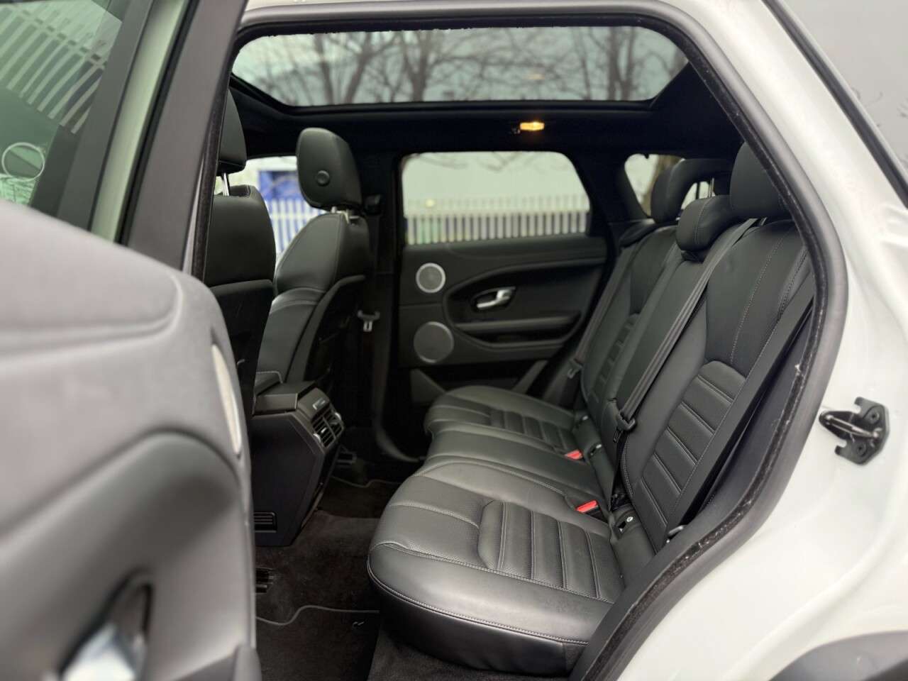 2018 LAND ROVER RANGE ROVER EVOQUE 2018 LAND ROVER RANGE ROVER EVOQUE