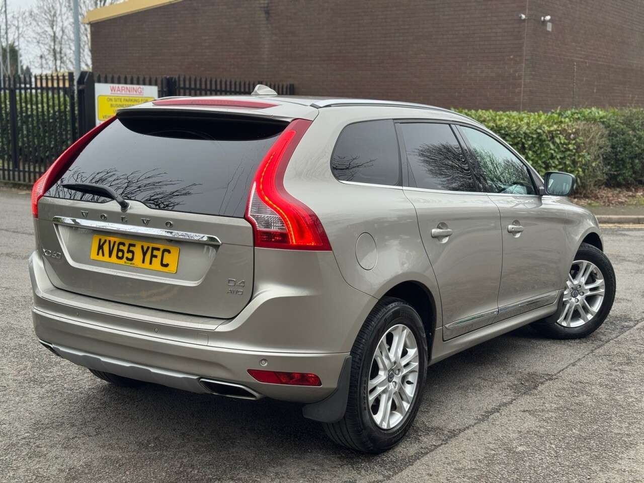 2015 VOLVO XC60 2015 VOLVO XC60