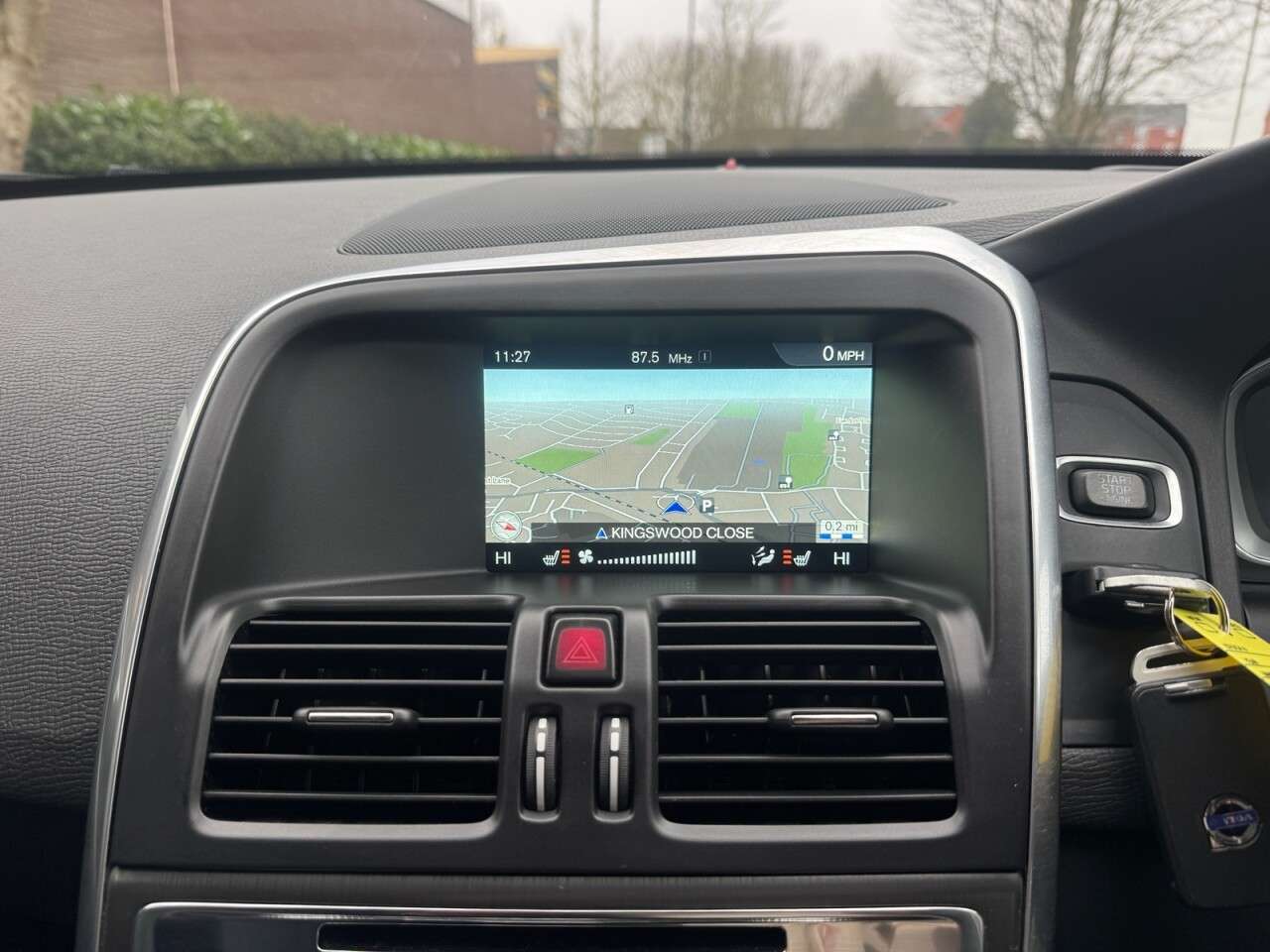 2015 VOLVO XC60 2015 VOLVO XC60