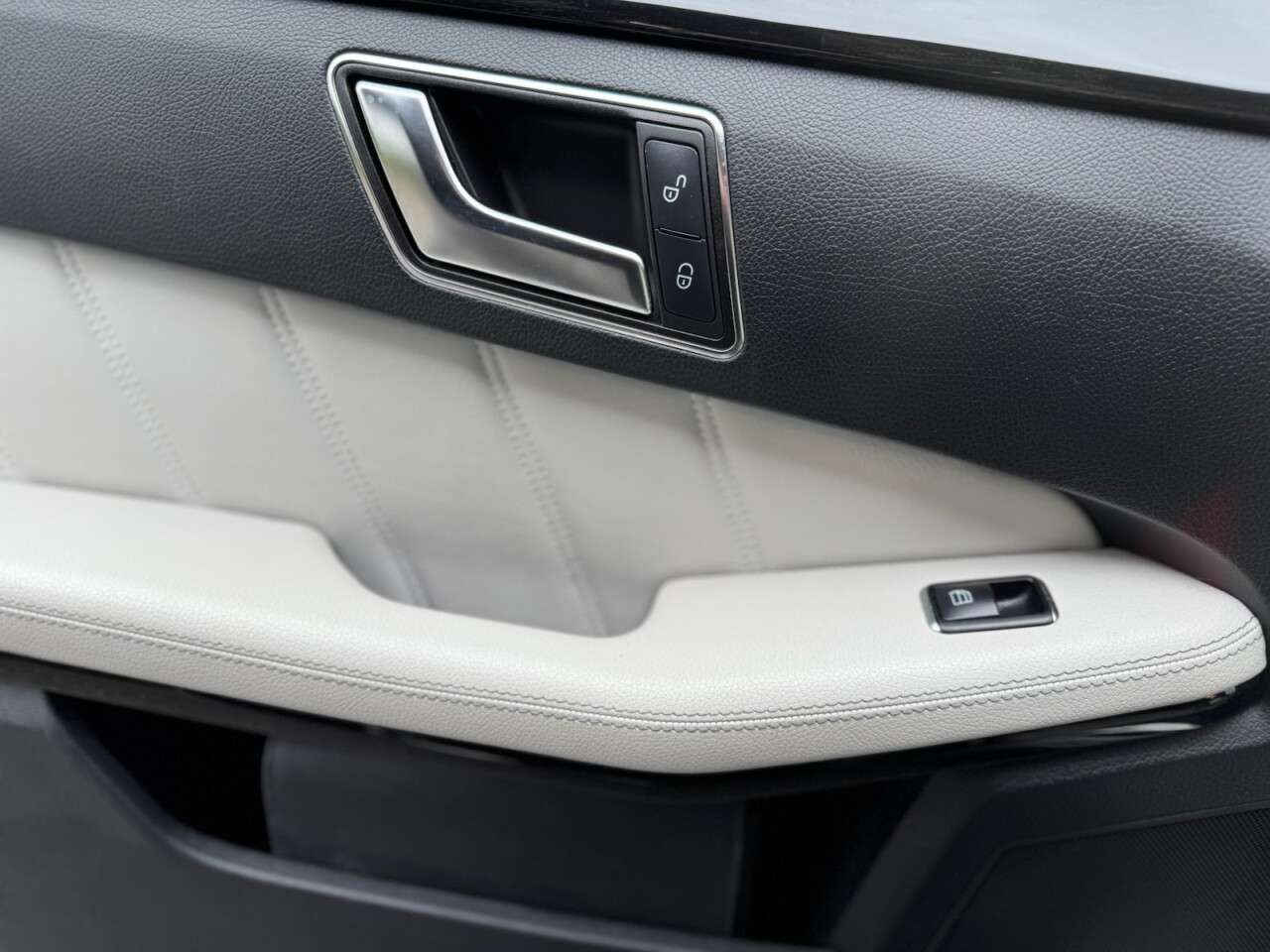 2013 MERCEDES-BENZ E-CLASS 2013 MERCEDES-BENZ E-CLASS