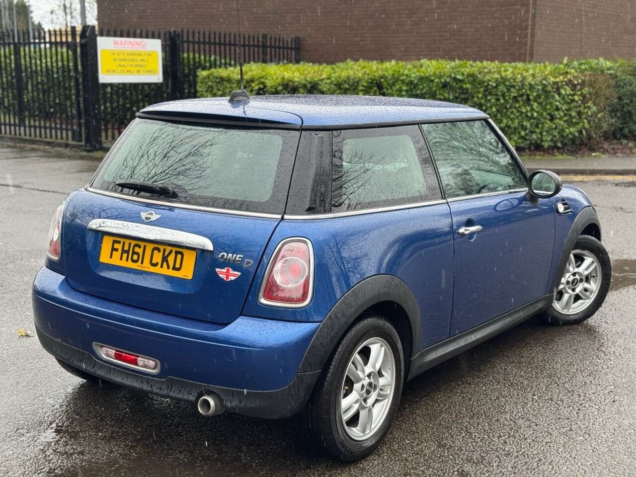 A 2012 MINI HATCH 1.6 One D Hatchback 3dr Diesel Manual Euro 5 (s/s) (90 ps) A 2012 MINI HATCH 1.6 One D Hatchback 3dr Diesel Manual Euro 5 (s/s) (90 ps)