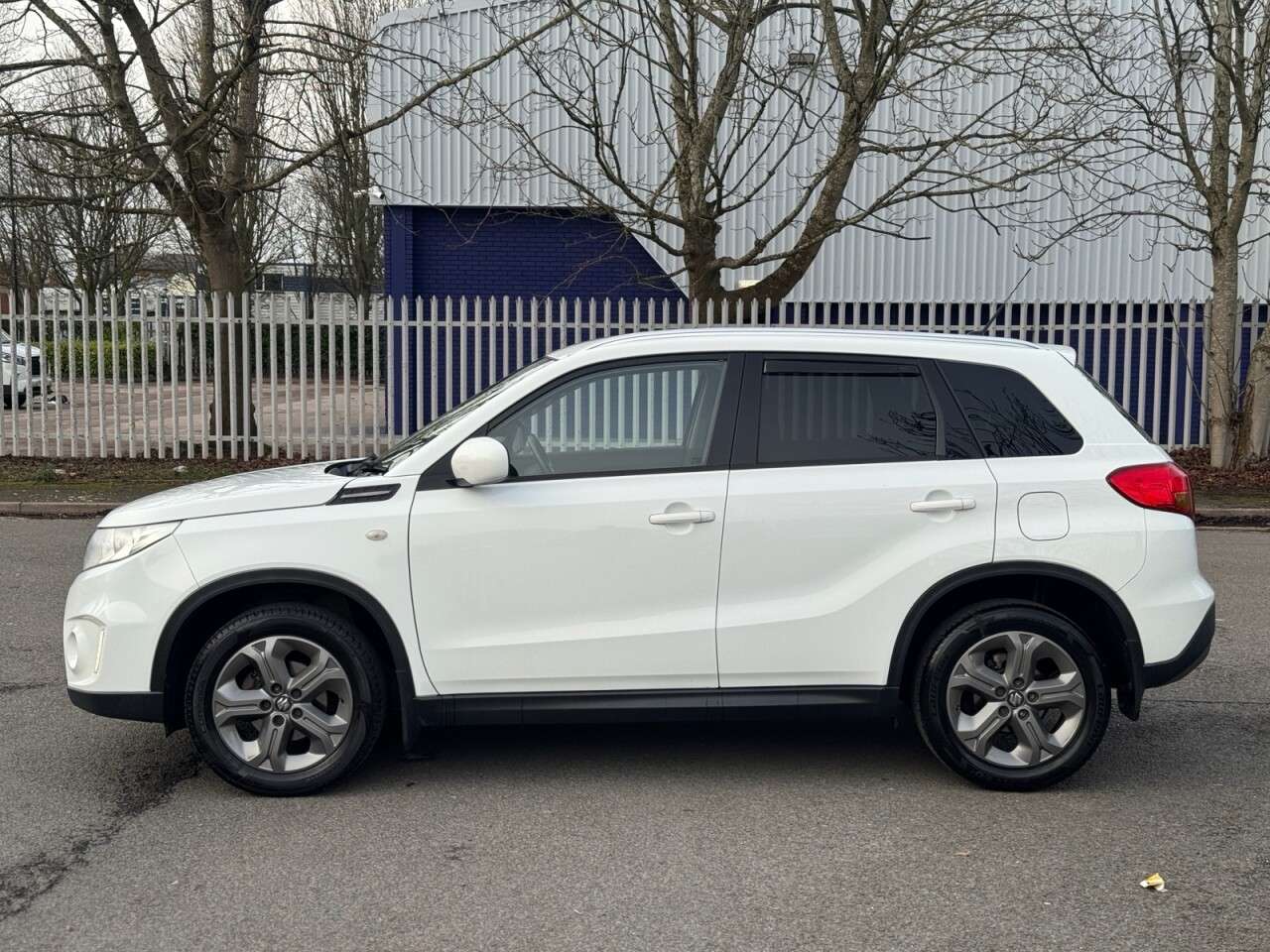 A 2016 SUZUKI VITARA 1.6 SZ-T SUV 5dr Petrol Manual Euro 6 (s/s) (120 ps) A 2016 SUZUKI VITARA 1.6 SZ-T SUV 5dr Petrol Manual Euro 6 (s/s) (120 ps)