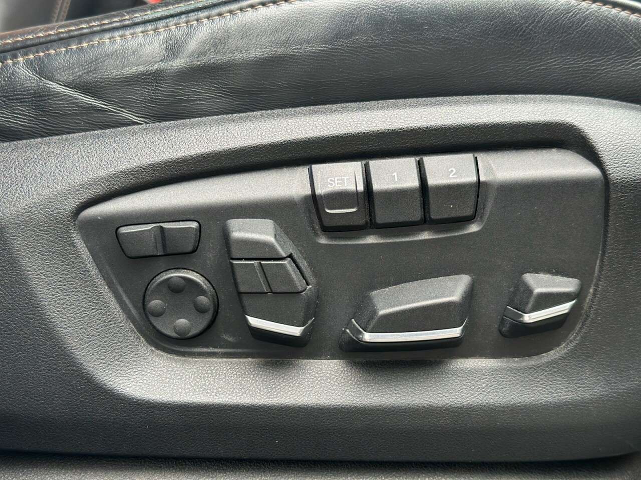 2015 BMW X6 2015 BMW X6