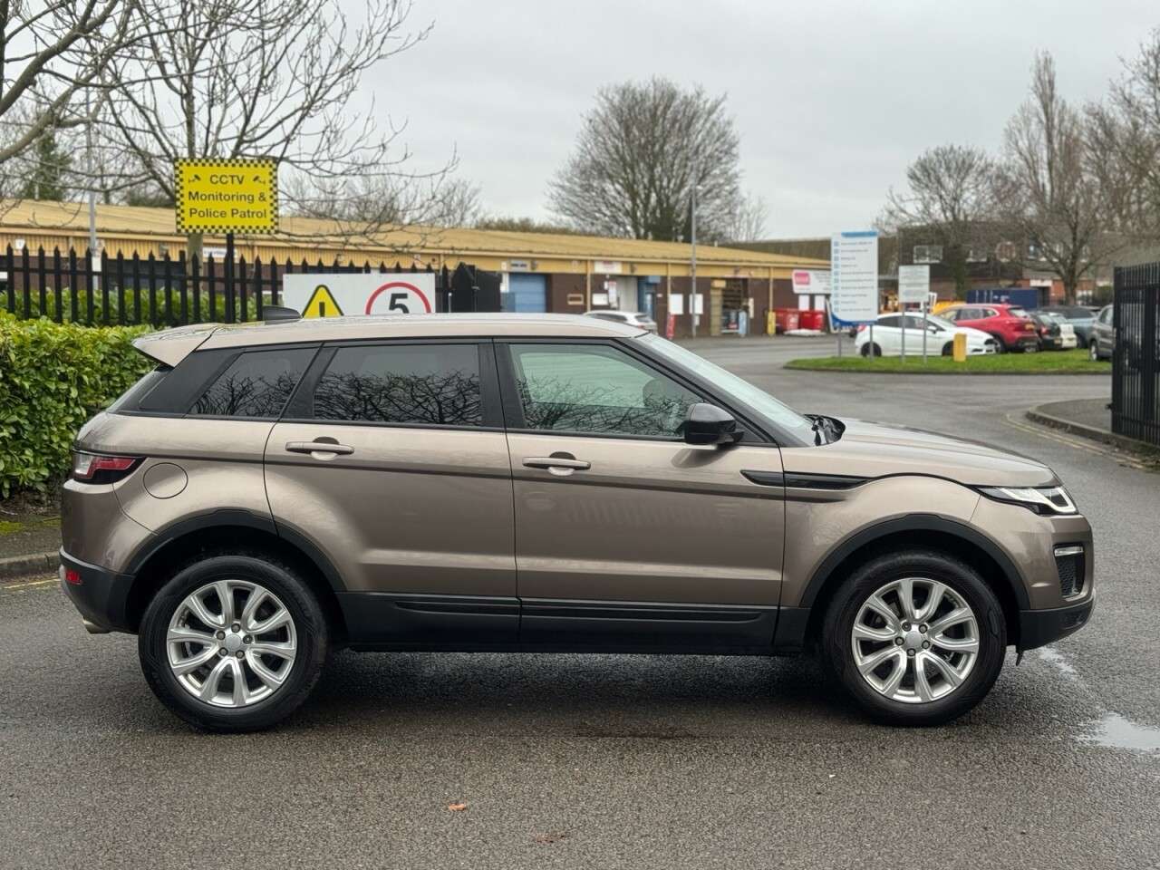 2017 LAND ROVER RANGE ROVER EVOQUE 2017 LAND ROVER RANGE ROVER EVOQUE