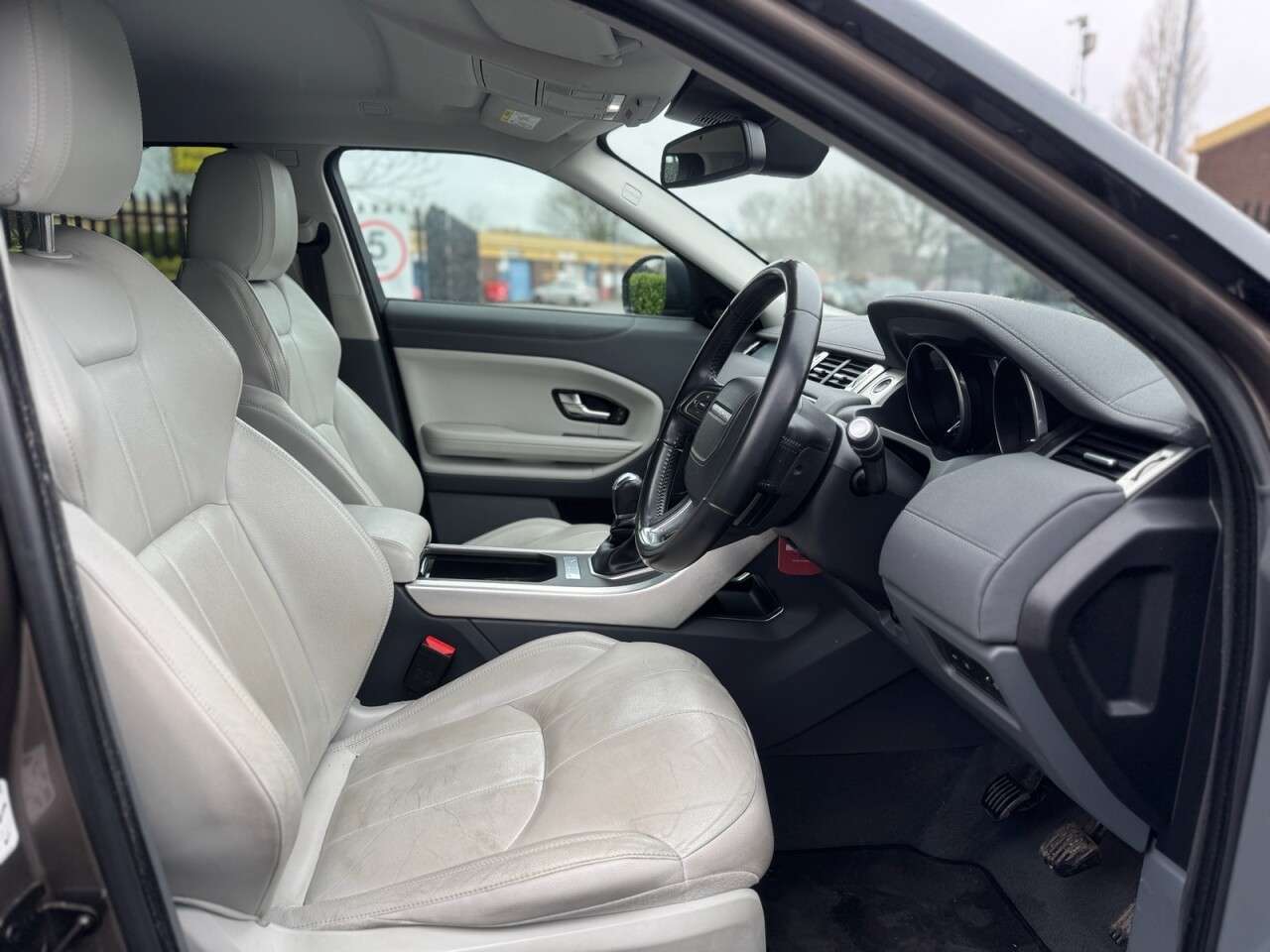 2017 LAND ROVER RANGE ROVER EVOQUE 2017 LAND ROVER RANGE ROVER EVOQUE