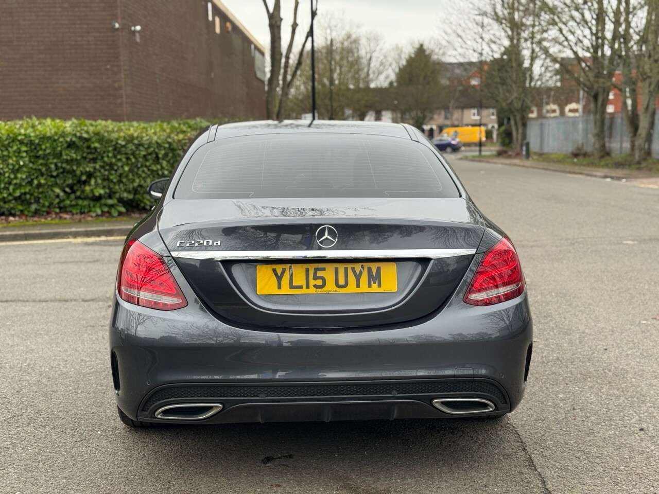 A 2015 MERCEDES-BENZ C-CLASS 2.1 C220d AMG Line Saloon 4dr Diesel 7G-Tronic+ Euro 6 (s/s) (170 ps) A 2015 MERCEDES-BENZ C-CLASS 2.1 C220d AMG Line Saloon 4dr Diesel 7G-Tronic+ Euro 6 (s/s) (170 ps)