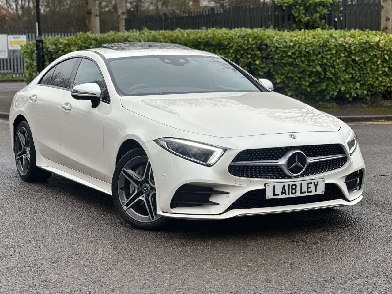 A 2018 MERCEDES-BENZ CLS CLASS 2.9 CLS350d AMG Line (Premium Plus) Coupe 4dr Diesel G-Tronic 4MATIC Euro 6 A 2018 MERCEDES-BENZ CLS CLASS 2.9 CLS350d AMG Line (Premium Plus) Coupe 4dr Diesel G-Tronic 4MATIC Euro 6