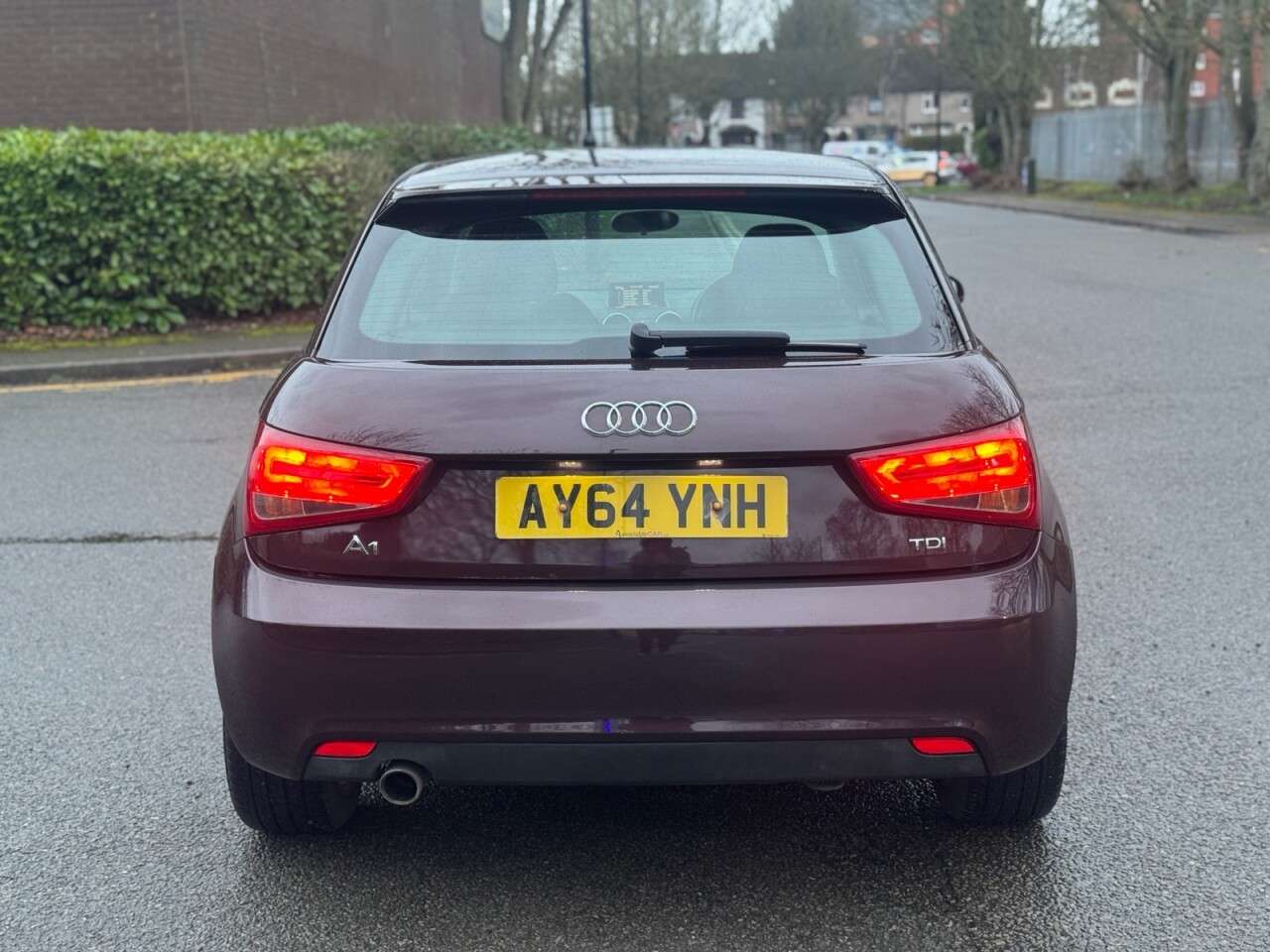 A 2014 AUDI A1 1.6 TDI Sport Hatchback 3dr Diesel Manual Euro 5 (s/s) (105 ps) A 2014 AUDI A1 1.6 TDI Sport Hatchback 3dr Diesel Manual Euro 5 (s/s) (105 ps)