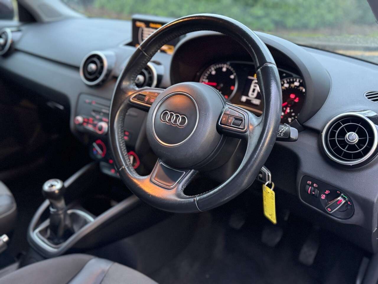 2014 AUDI A1 2014 AUDI A1