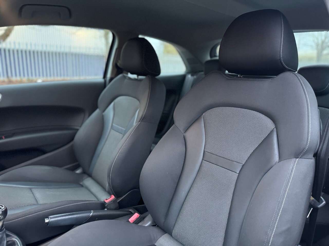 2014 AUDI A1 2014 AUDI A1