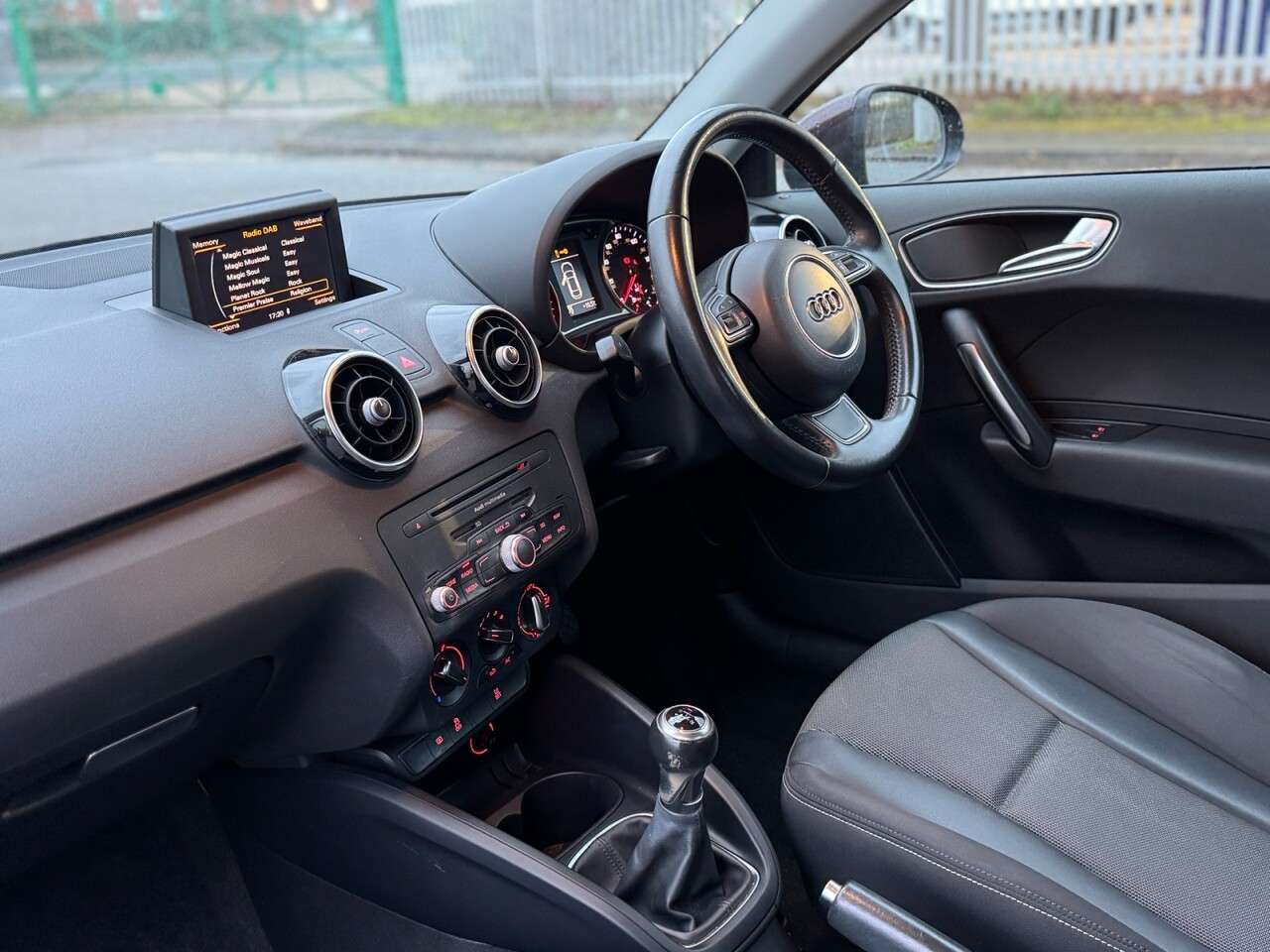 2014 AUDI A1 2014 AUDI A1