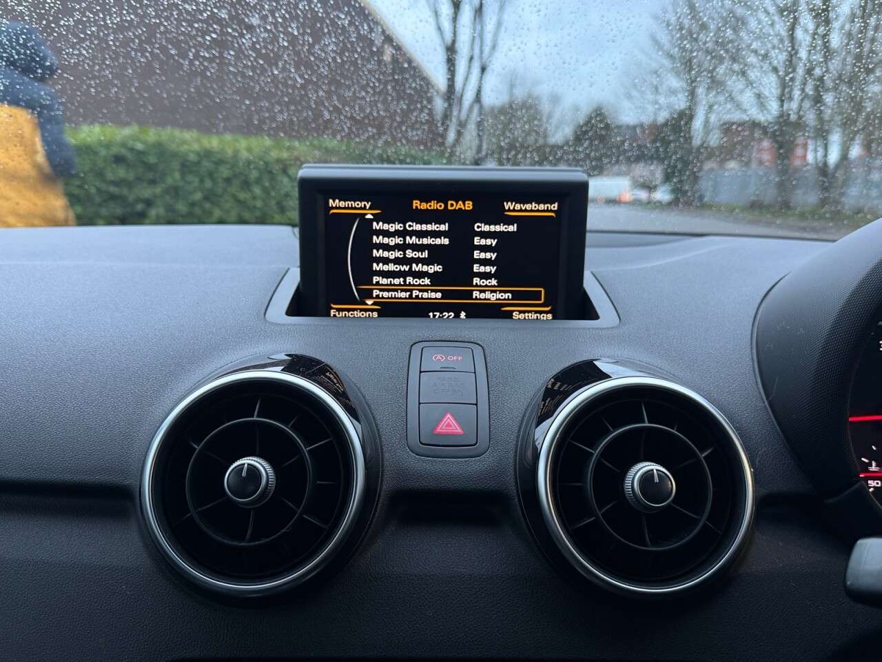 2014 AUDI A1 2014 AUDI A1