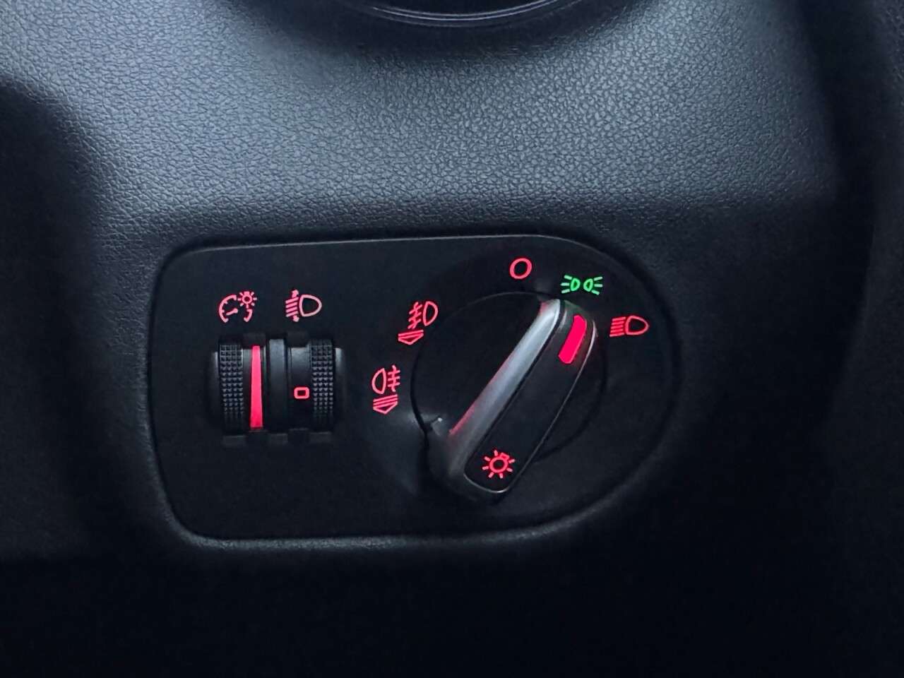 2014 AUDI A1 2014 AUDI A1