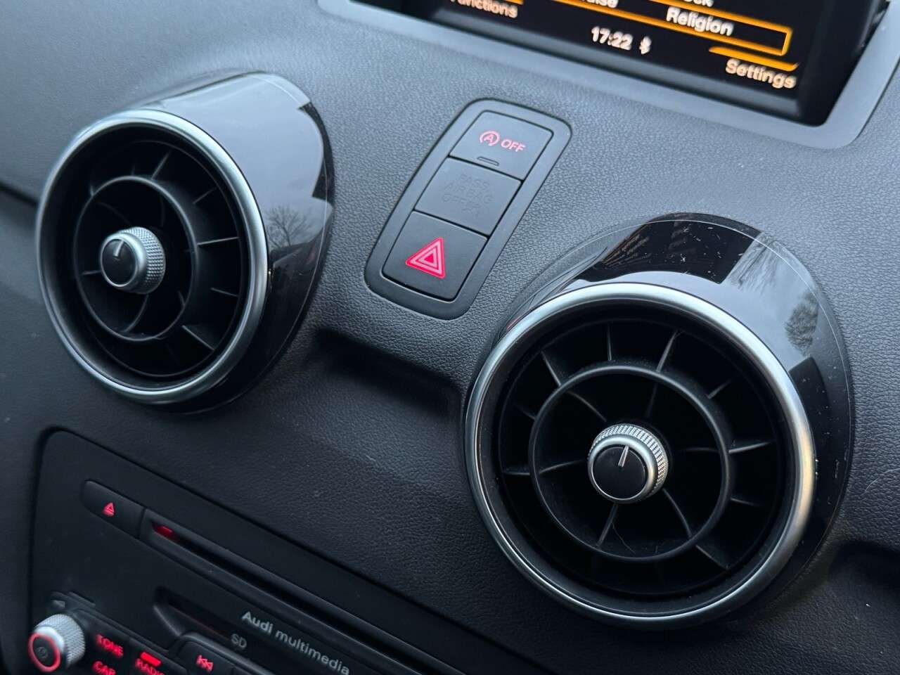 2014 AUDI A1 2014 AUDI A1