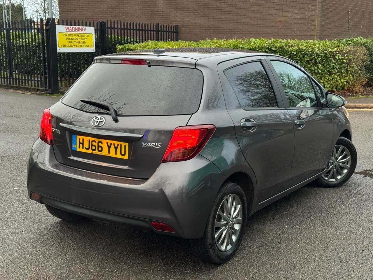 2016 TOYOTA YARIS 2016 TOYOTA YARIS