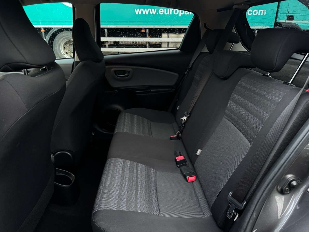 2016 TOYOTA YARIS 2016 TOYOTA YARIS