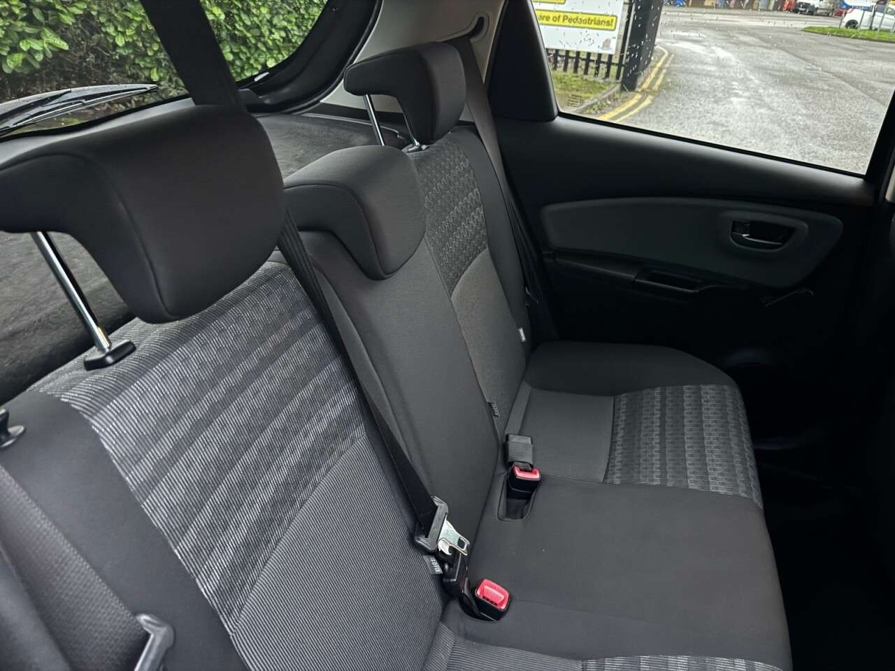 2016 TOYOTA YARIS 2016 TOYOTA YARIS