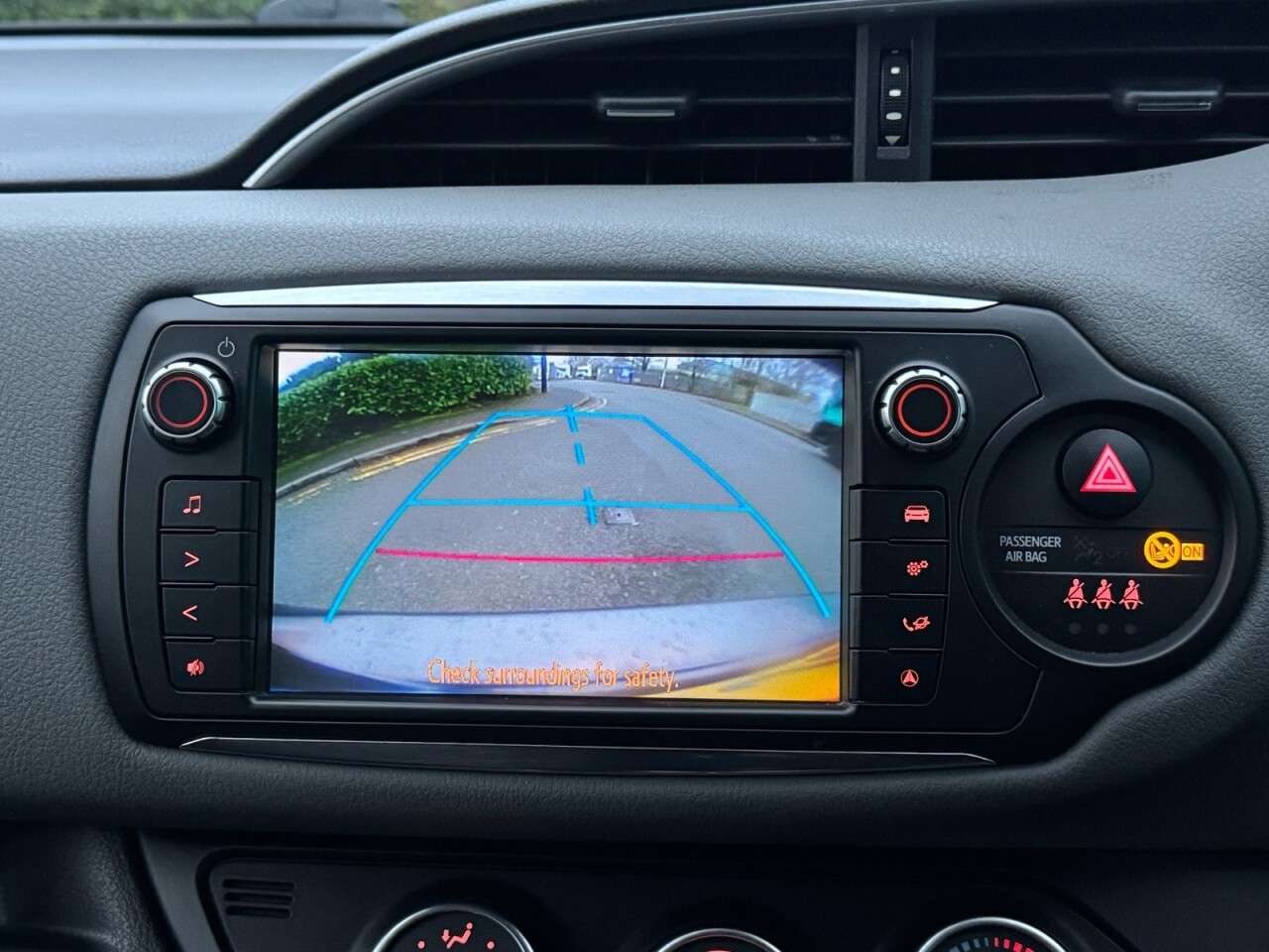 2016 TOYOTA YARIS 2016 TOYOTA YARIS