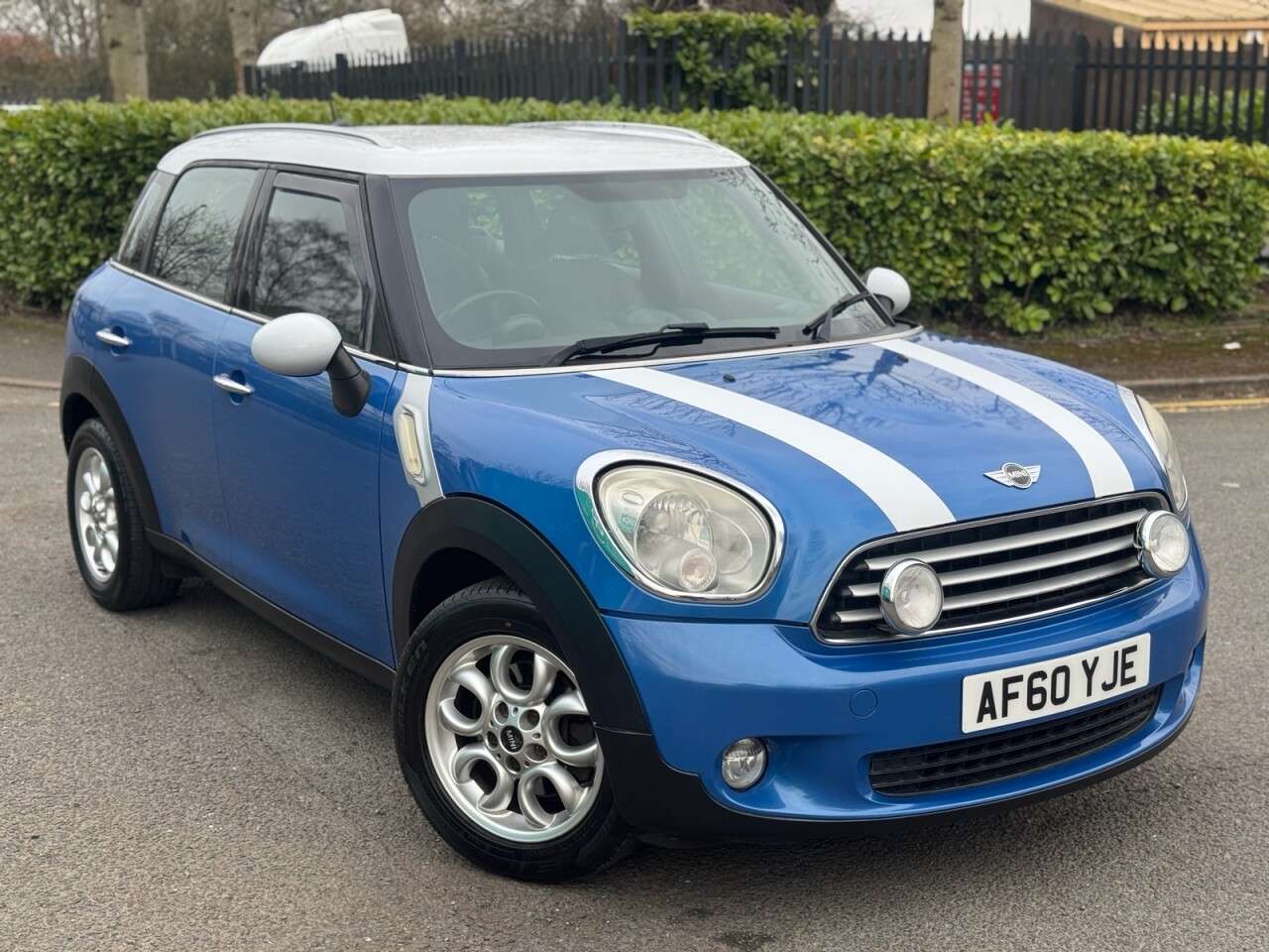A 2010 MINI COUNTRYMAN 1.6 Cooper D SUV 5dr Diesel Manual Euro 5 (s/s) (112 ps) STUNNING+SH+2 KEYS A 2010 MINI COUNTRYMAN 1.6 Cooper D SUV 5dr Diesel Manual Euro 5 (s/s) (112 ps) STUNNING+SH+2 KEYS