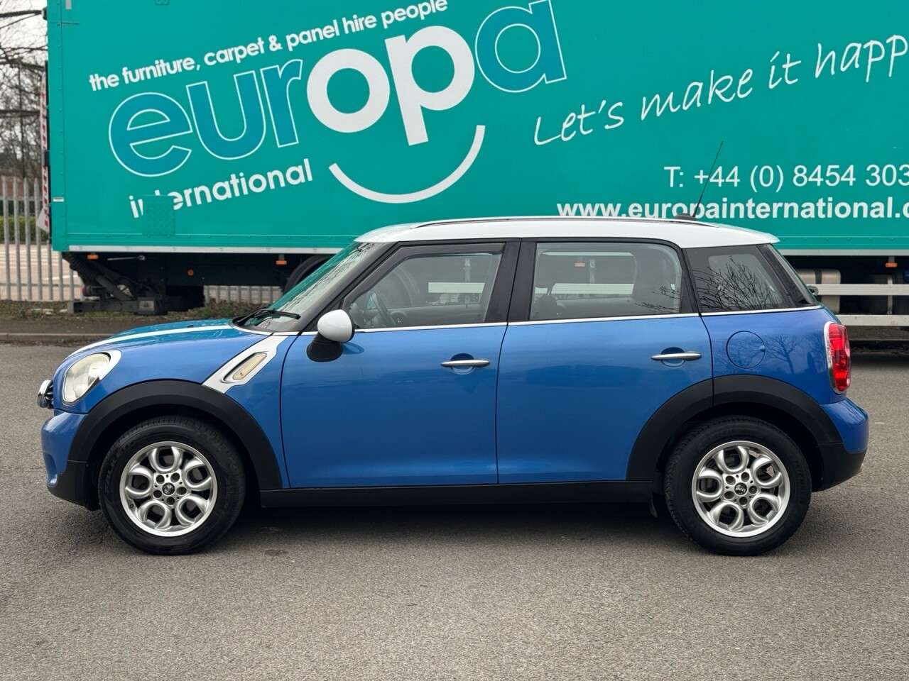 A 2010 MINI COUNTRYMAN 1.6 Cooper D SUV 5dr Diesel Manual Euro 5 (s/s) (112 ps) STUNNING+SH+2 KEYS A 2010 MINI COUNTRYMAN 1.6 Cooper D SUV 5dr Diesel Manual Euro 5 (s/s) (112 ps) STUNNING+SH+2 KEYS