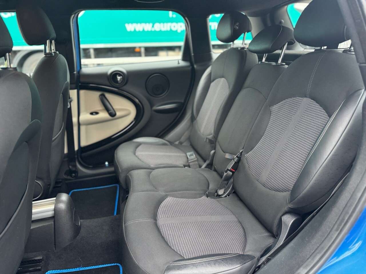 2010 MINI COUNTRYMAN 2010 MINI COUNTRYMAN