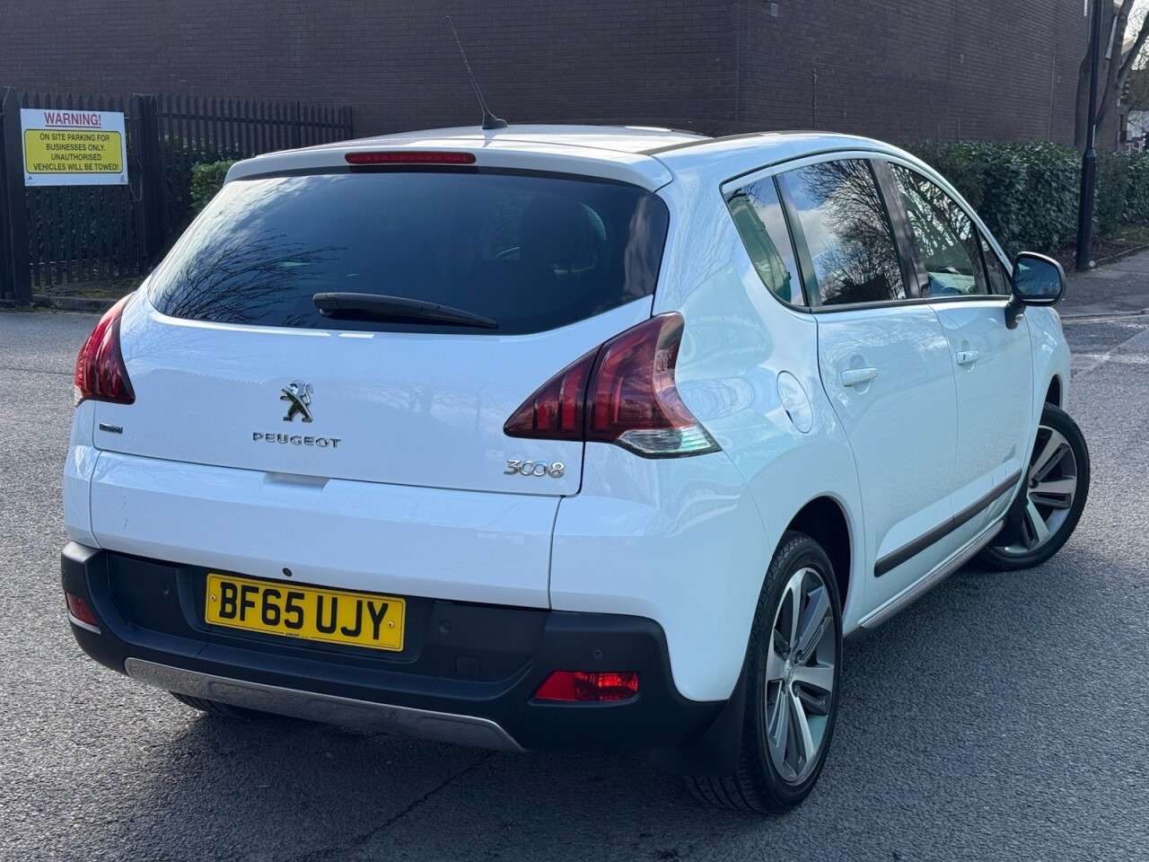 2015 PEUGEOT 3008 2015 PEUGEOT 3008