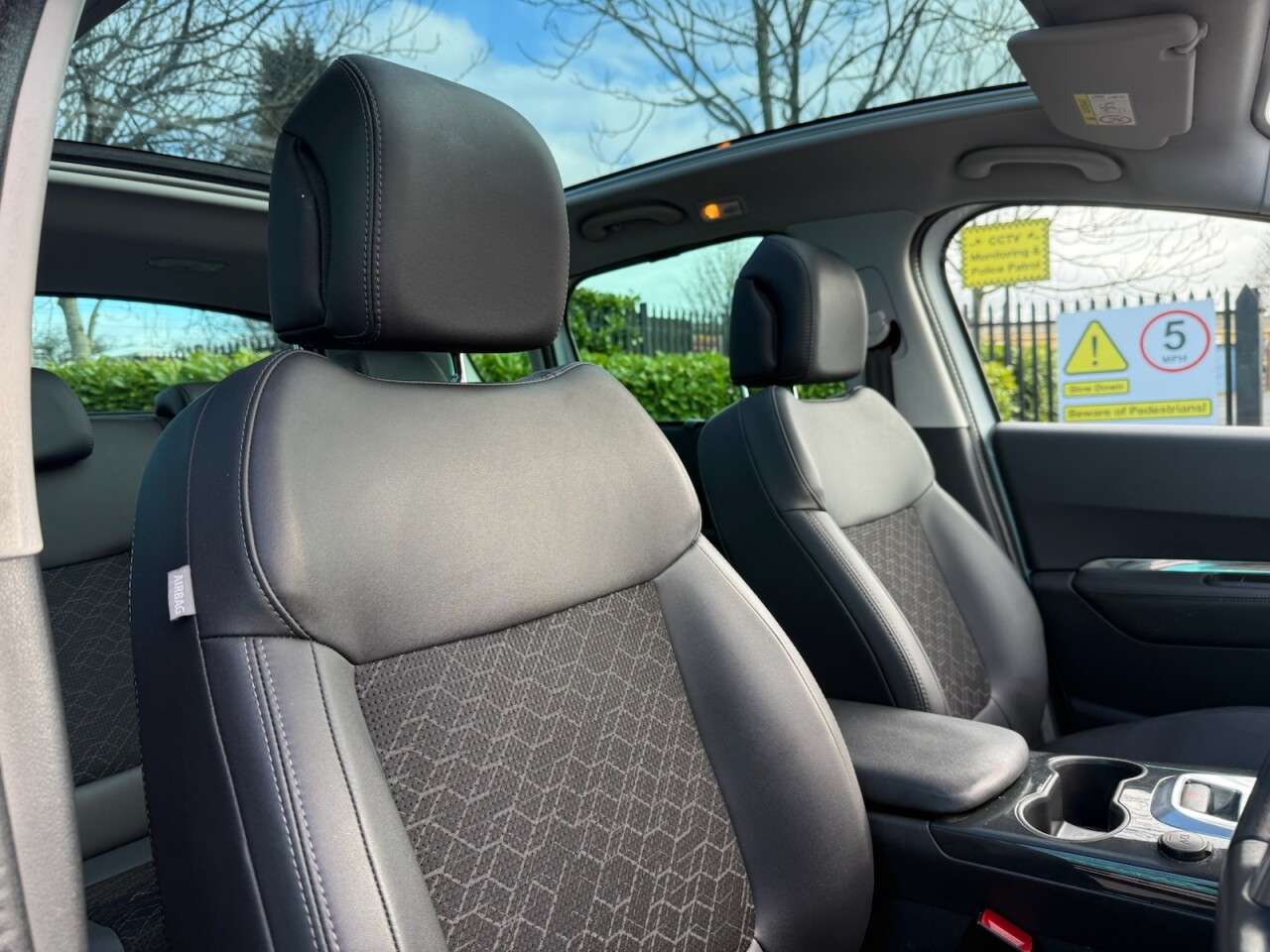 2015 PEUGEOT 3008 2015 PEUGEOT 3008