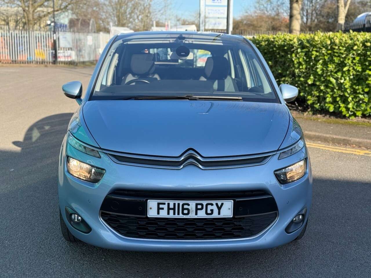 A 2016 CITROEN C4 PICASSO 1.6 BlueHDi Exclusive MPV 5dr Diesel Manual Euro 6 (s/s) (120 ps) ULEZ+FSH+ A 2016 CITROEN C4 PICASSO 1.6 BlueHDi Exclusive MPV 5dr Diesel Manual Euro 6 (s/s) (120 ps) ULEZ+FSH+