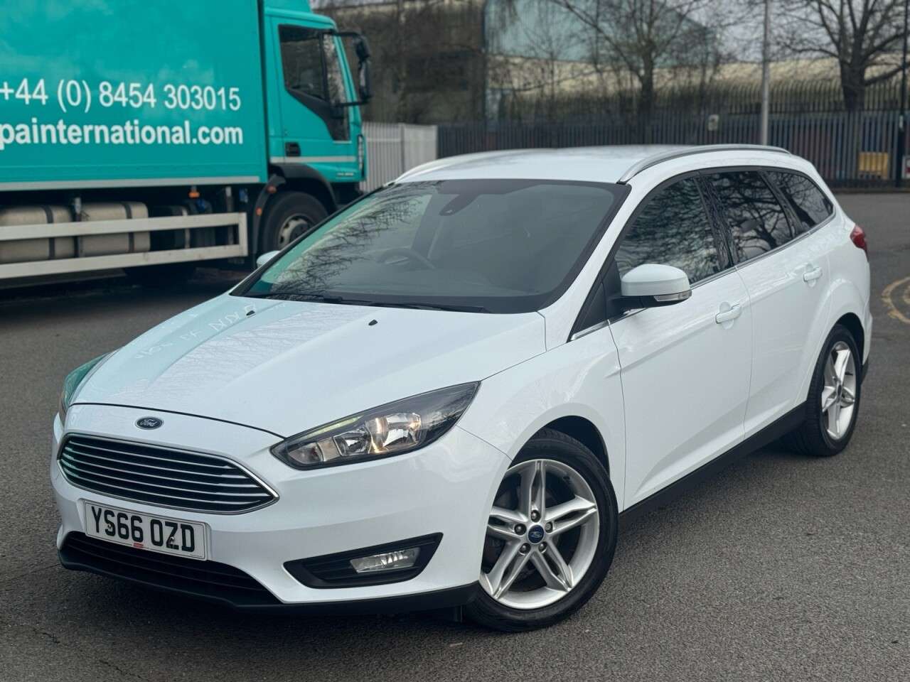 A 2016 FORD FOCUS 1.5 TDCi Zetec Estate 5dr Diesel Manual Euro 6 (s/s) (120 ps) ULEZ+FSH+1OFN A 2016 FORD FOCUS 1.5 TDCi Zetec Estate 5dr Diesel Manual Euro 6 (s/s) (120 ps) ULEZ+FSH+1OFN