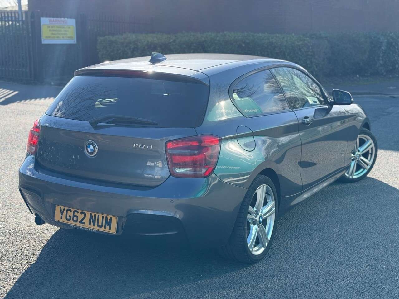 2012 BMW 1 SERIES 2012 BMW 1 SERIES