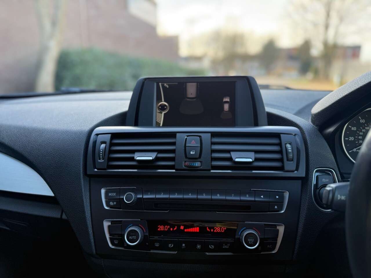 2012 BMW 1 SERIES 2012 BMW 1 SERIES