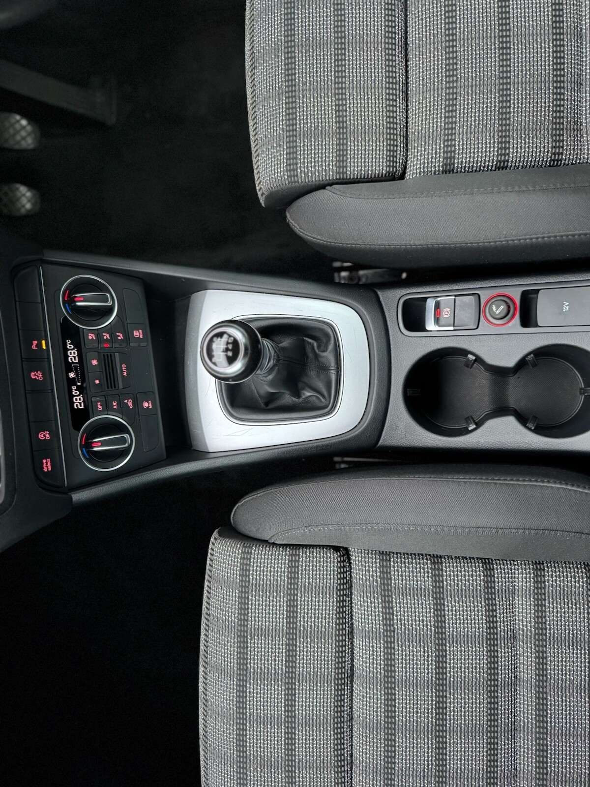 2015 AUDI Q3 2015 AUDI Q3