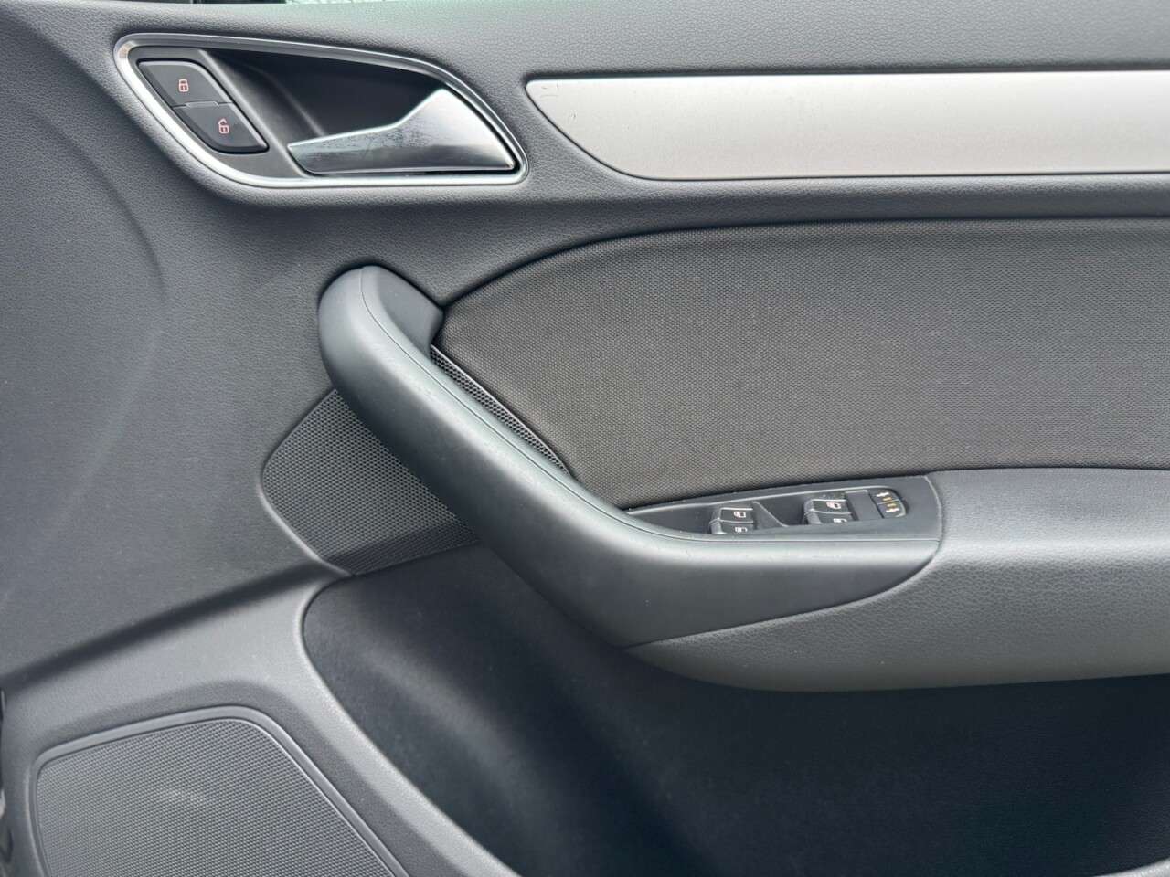 2015 AUDI Q3 2015 AUDI Q3