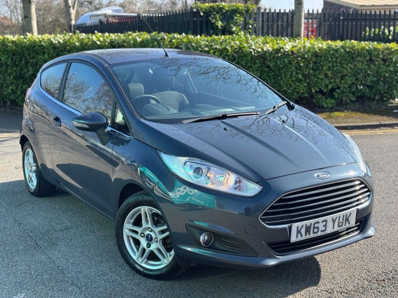 A 2014 FORD FIESTA 1.25 Zetec Hatchback 3dr Petrol Manual Euro 5 (82 ps) ULEZ+LOW MILES+2FRO+1 A 2014 FORD FIESTA 1.25 Zetec Hatchback 3dr Petrol Manual Euro 5 (82 ps) ULEZ+LOW MILES+2FRO+1
