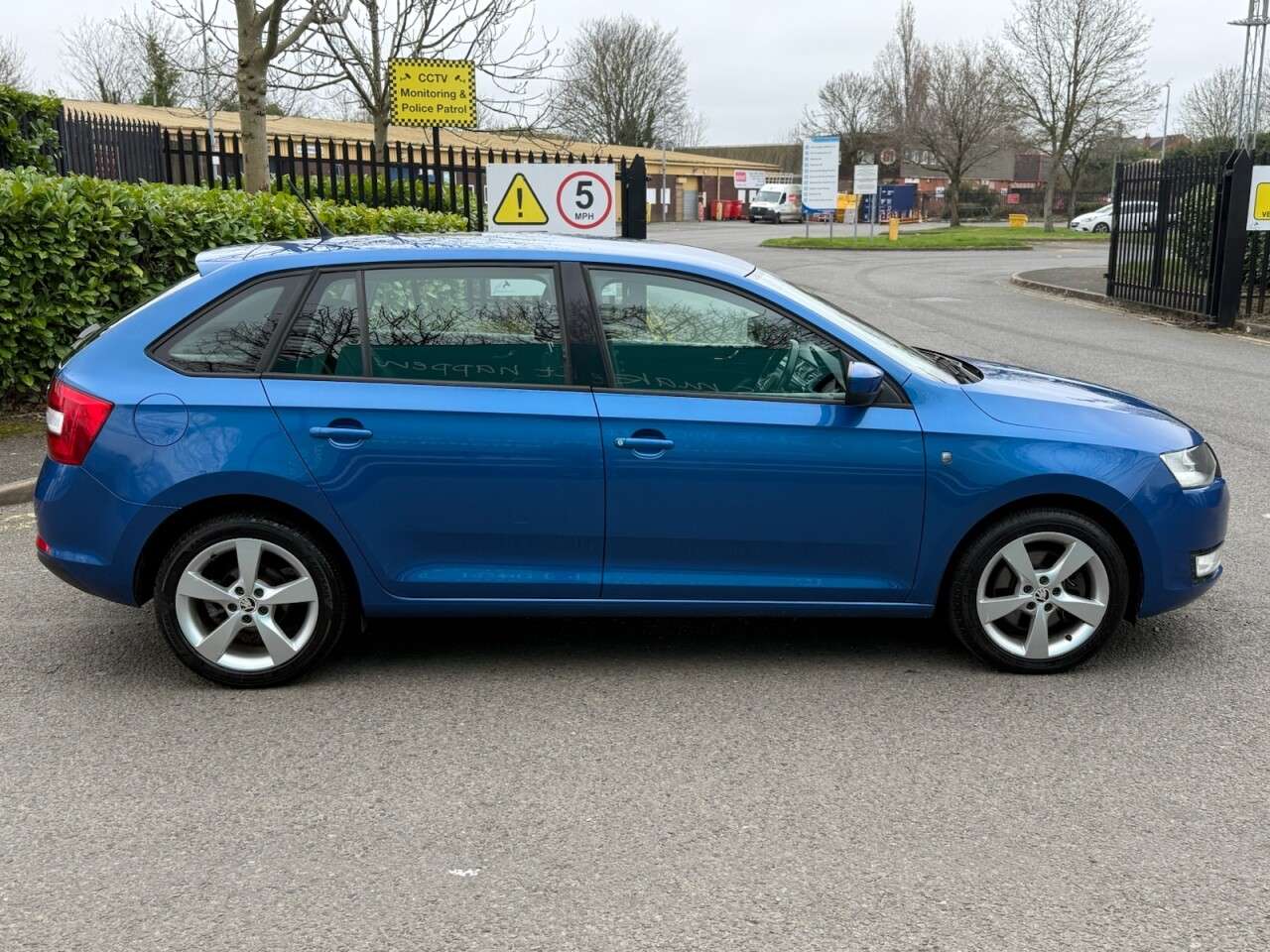 2015 SKODA RAPID SPACEBACK 2015 SKODA RAPID SPACEBACK