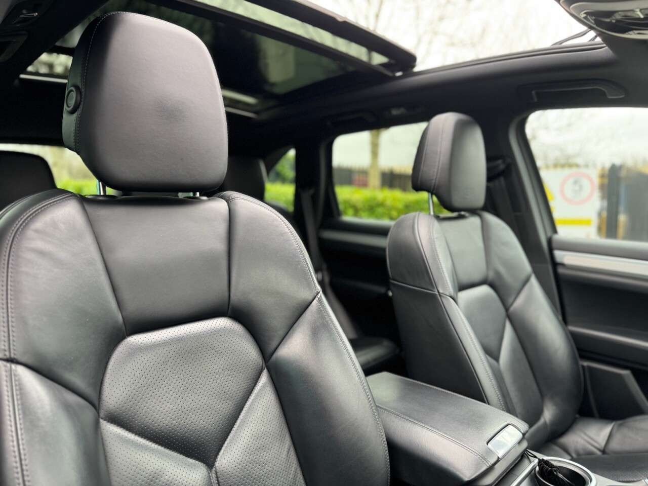 2015 PORSCHE CAYENNE 2015 PORSCHE CAYENNE