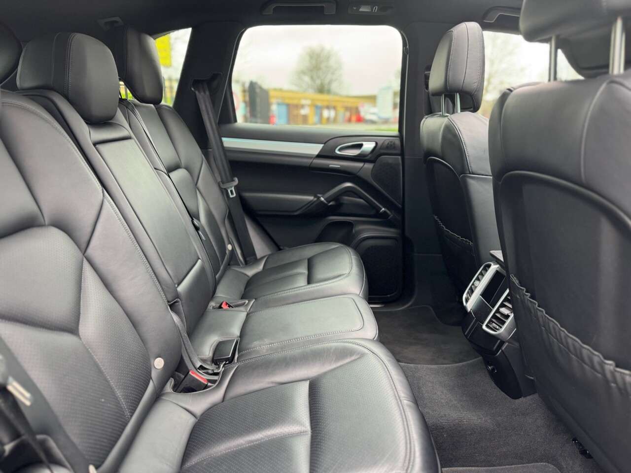 2015 PORSCHE CAYENNE 2015 PORSCHE CAYENNE