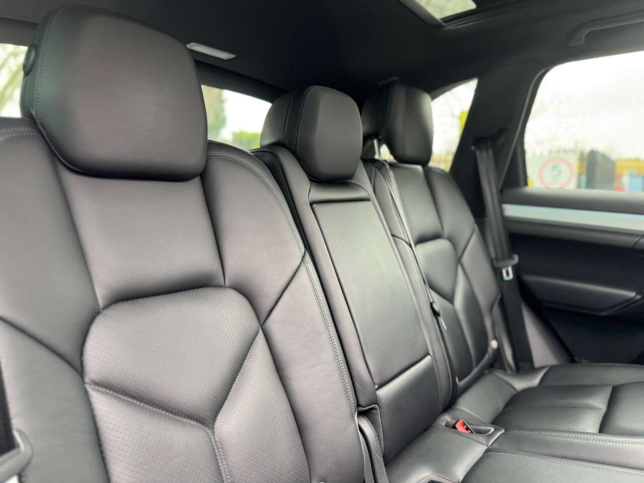 2015 PORSCHE CAYENNE 2015 PORSCHE CAYENNE