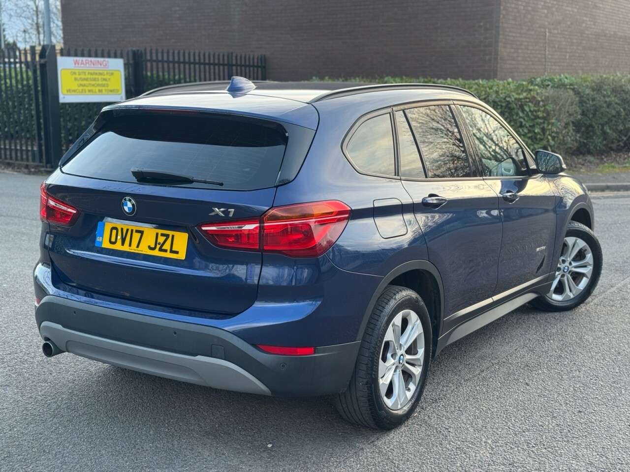 A 2017 BMW X1 2.0 18d SE SUV 5dr Diesel Manual sDrive Euro 6 (s/s) (150 ps) A 2017 BMW X1 2.0 18d SE SUV 5dr Diesel Manual sDrive Euro 6 (s/s) (150 ps)