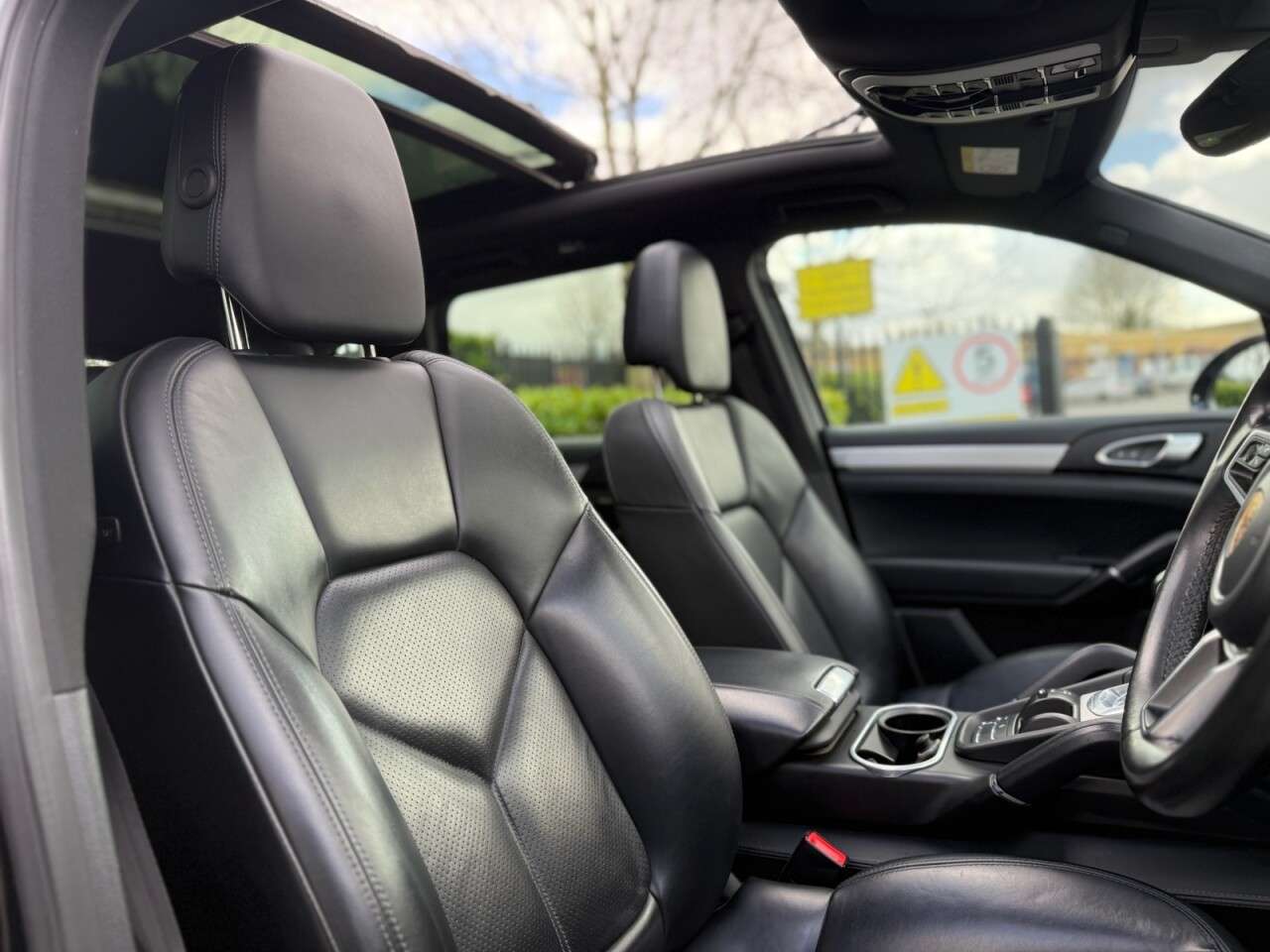 2015 PORSCHE CAYENNE 2015 PORSCHE CAYENNE