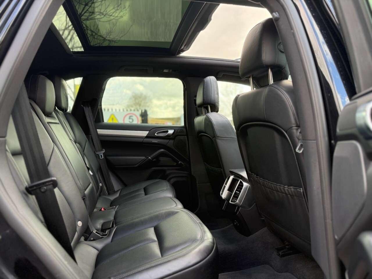 2015 PORSCHE CAYENNE 2015 PORSCHE CAYENNE