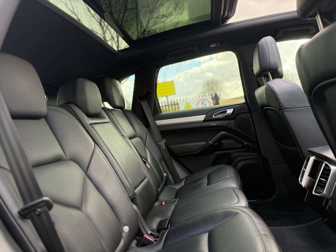 2015 PORSCHE CAYENNE 2015 PORSCHE CAYENNE