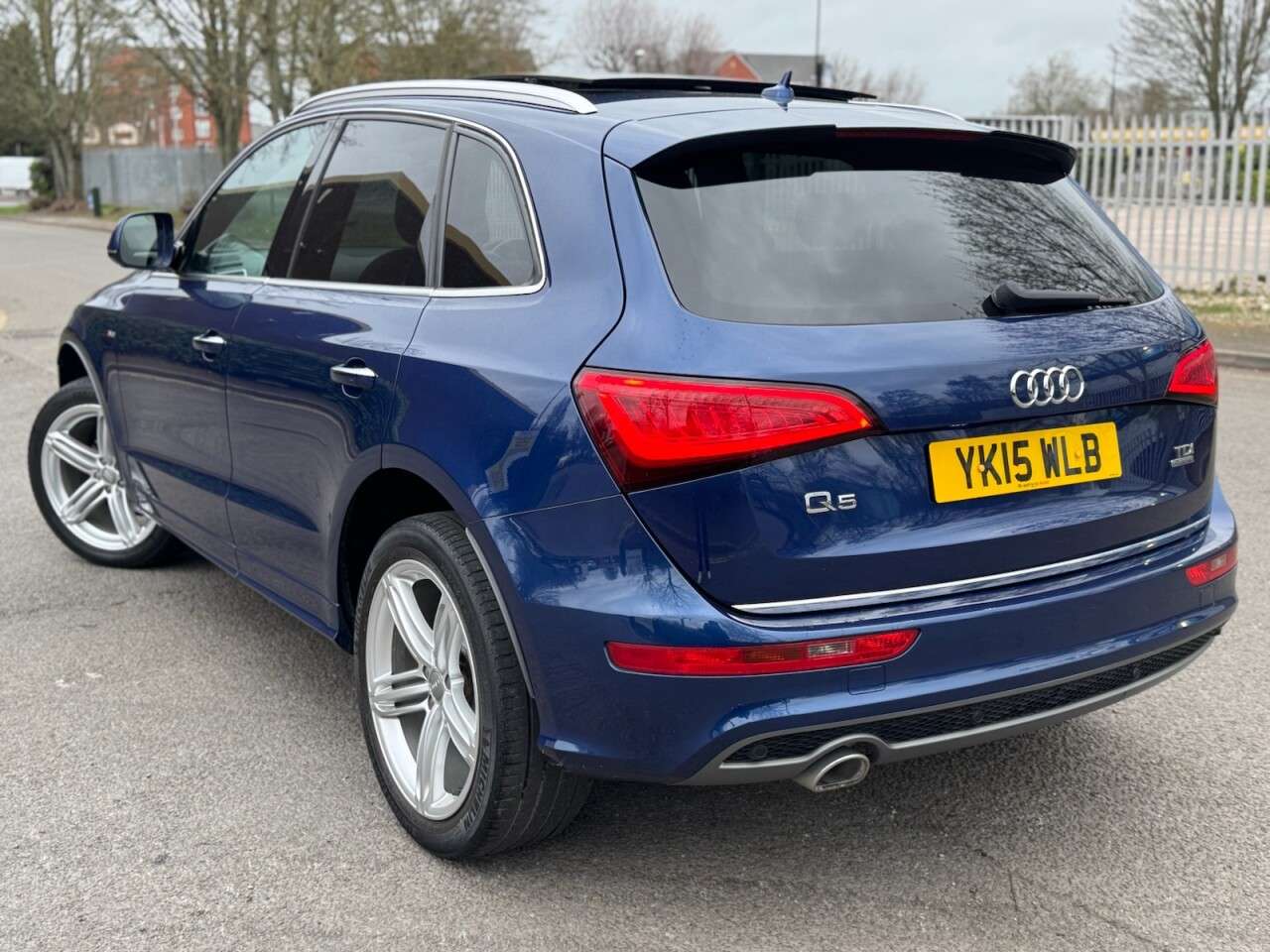 2015 AUDI Q5 2015 AUDI Q5