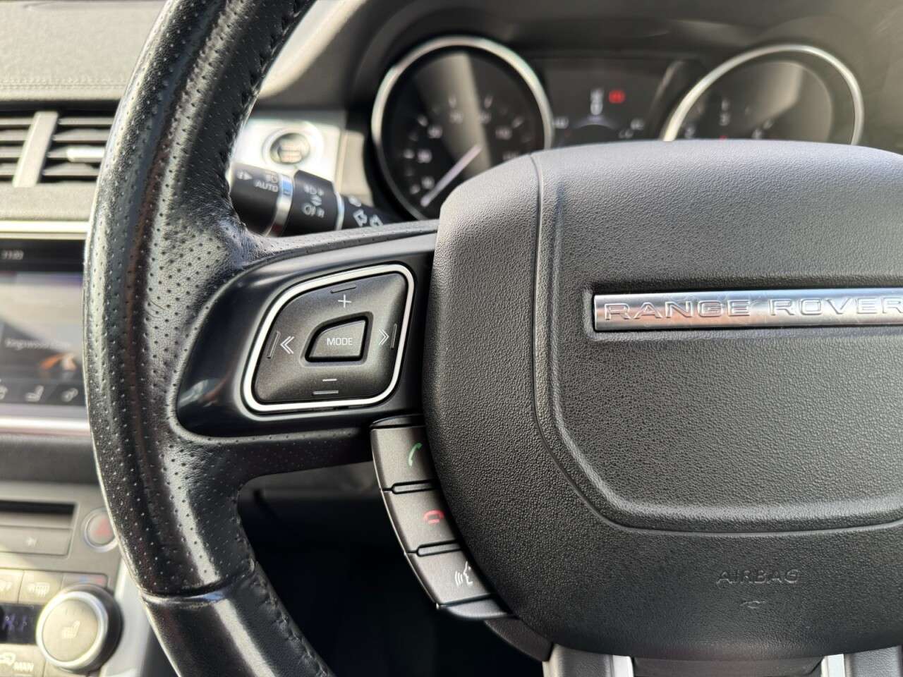 2017 LAND ROVER RANGE ROVER EVOQUE 2017 LAND ROVER RANGE ROVER EVOQUE