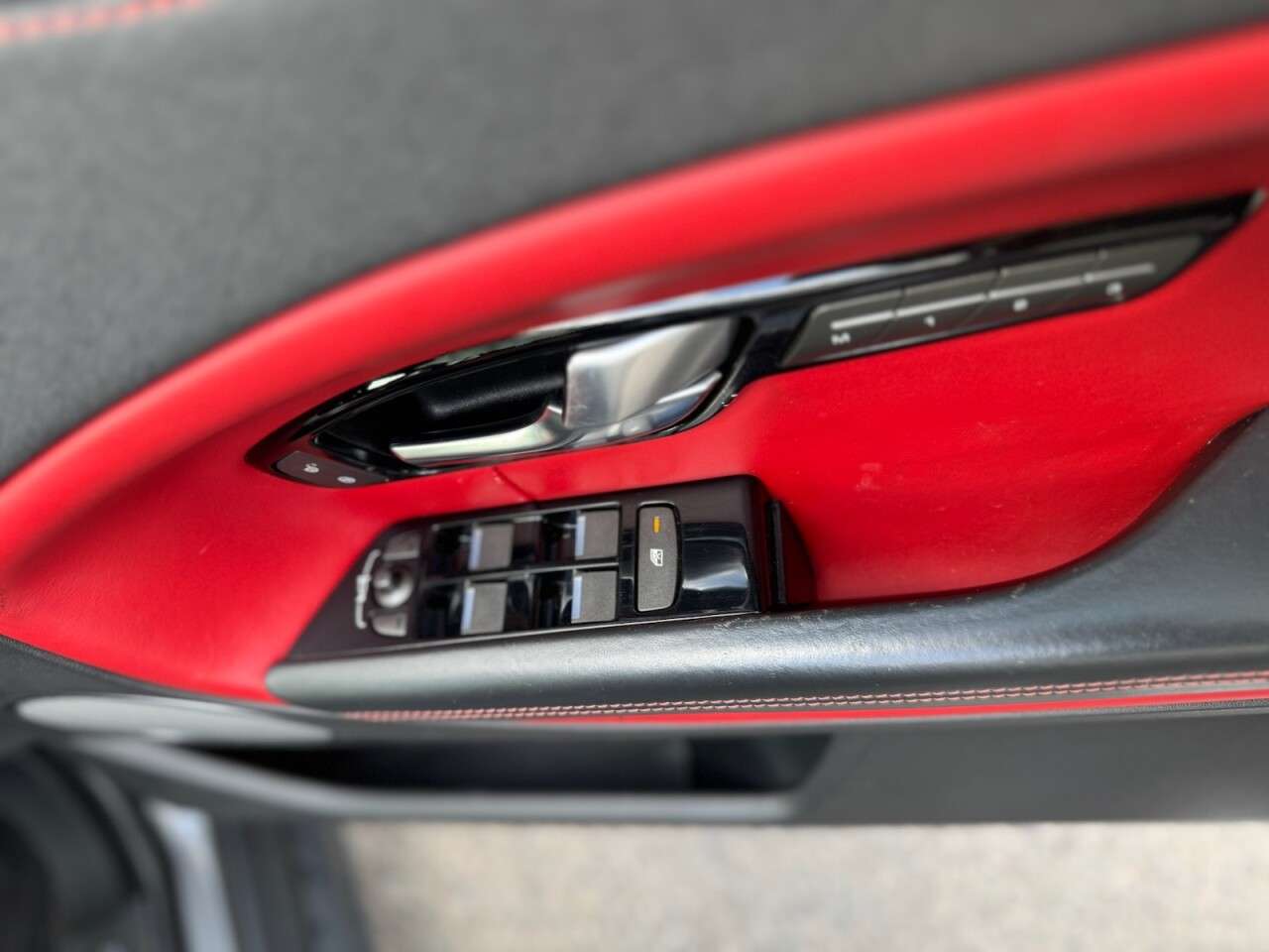 2017 LAND ROVER RANGE ROVER EVOQUE 2017 LAND ROVER RANGE ROVER EVOQUE