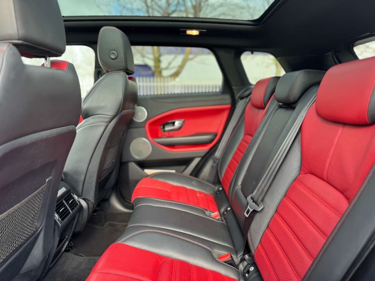 2017 LAND ROVER RANGE ROVER EVOQUE 2017 LAND ROVER RANGE ROVER EVOQUE